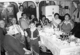 vinothekid's family